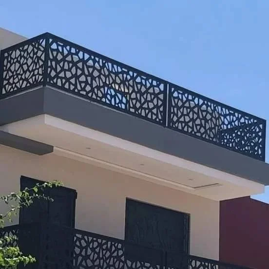 تركيب وتفصيل السواتر بجميع أنواعها في جدة ومكة المكرمة