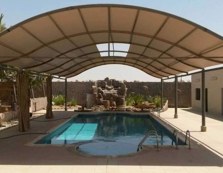 تركيب مظلات المسابح والجلسات الخارجية في حي النوارية بمكة